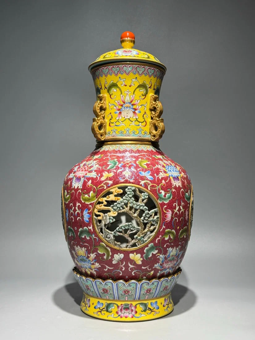 A Huge Red Ground Enamel Lotus Pattern Bottle
