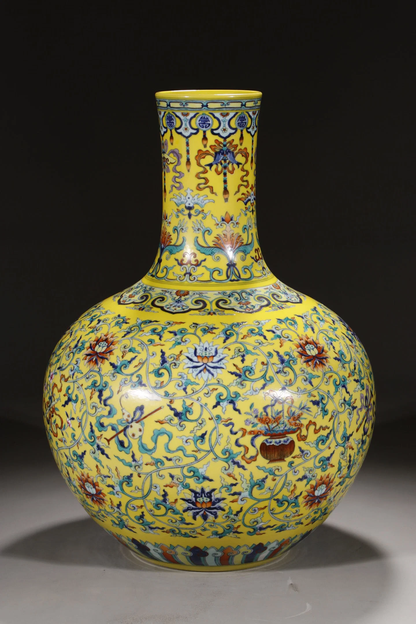A Huge Yellow Ground Doucai Lotus Pattern Vase