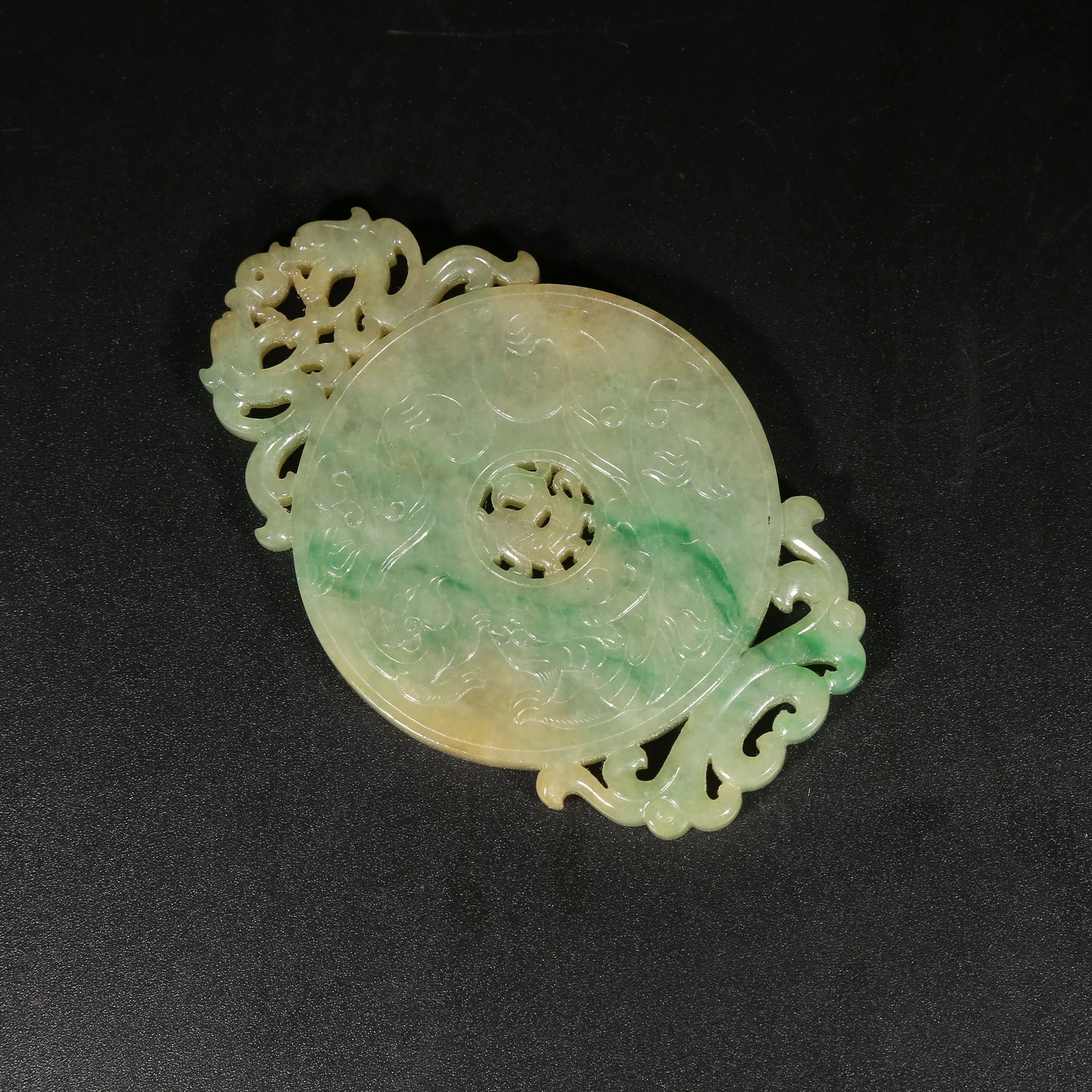 A JADEITE CHILONG-PATTERN BI DISC