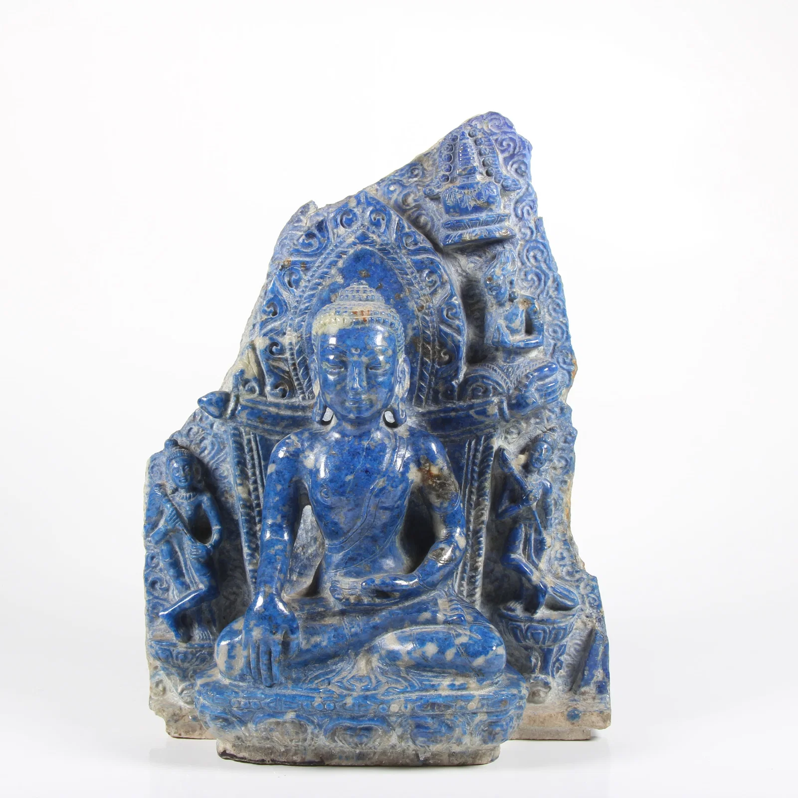 A LAPIS LAZULI SHAKYAMUNI BUDDHA STATUE