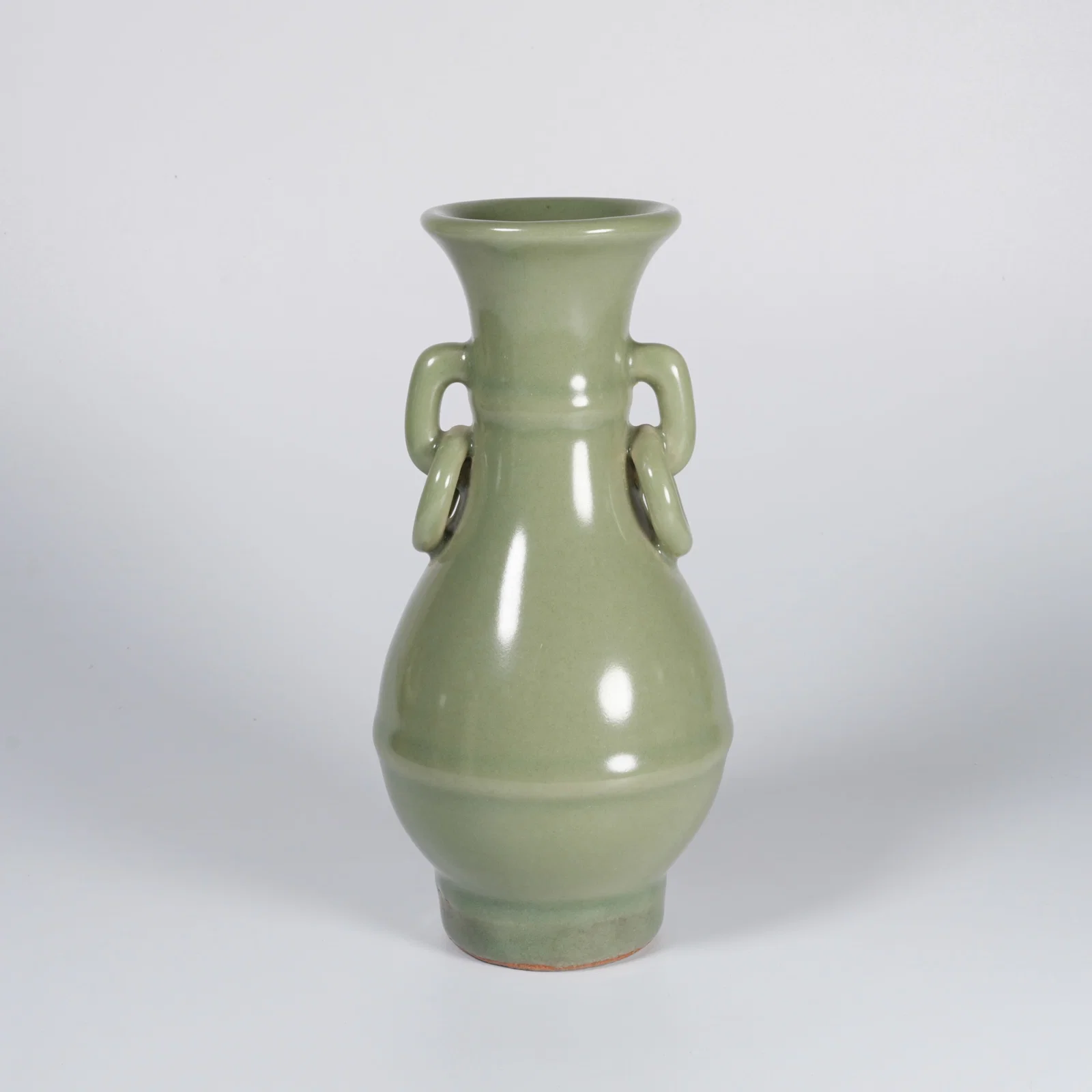 A LONGQUAN WARE YUHUCHUN VASE