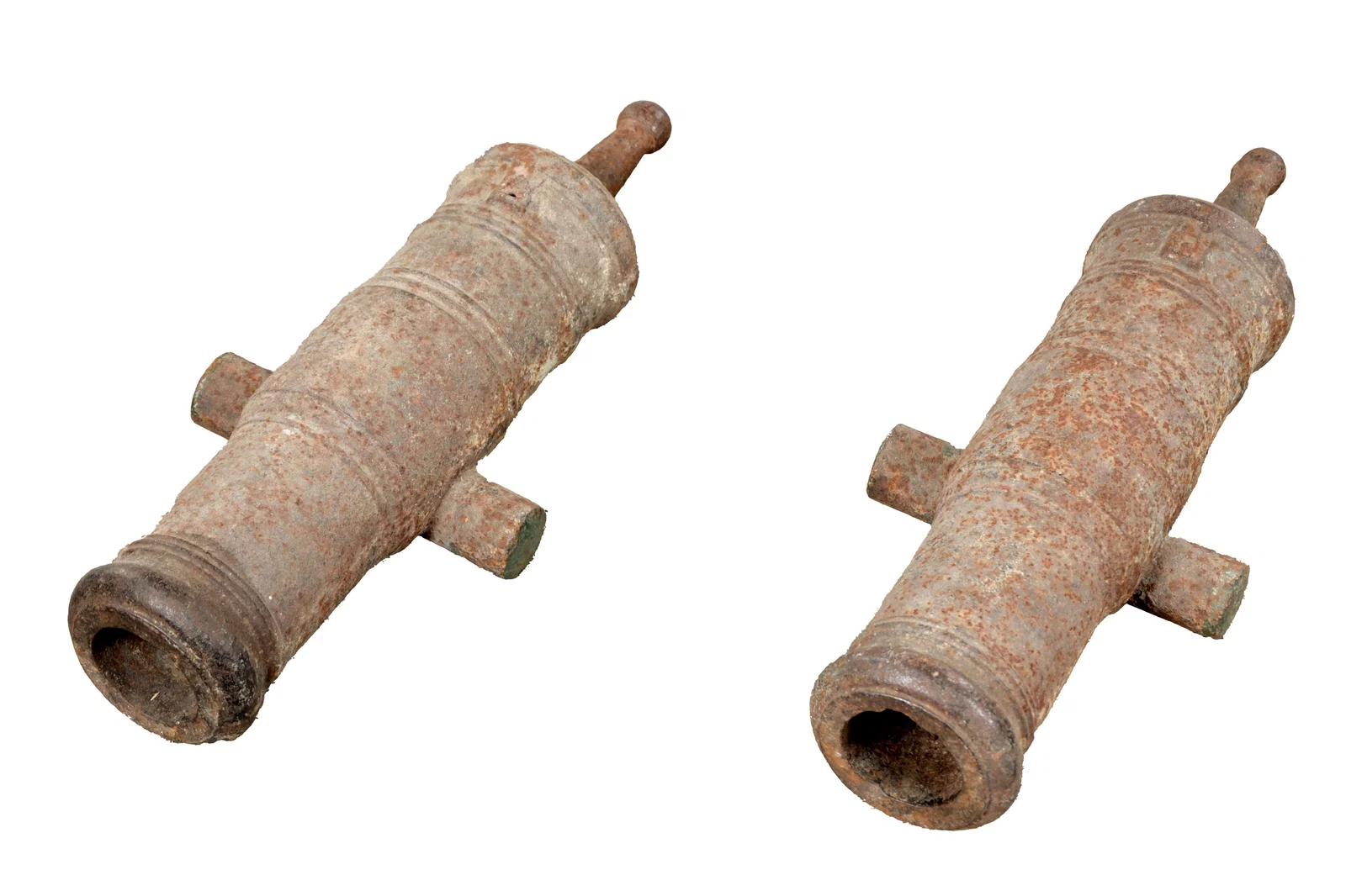 A PAIR OF 18TH CENTURY CAST IRON CANNON BARRELS