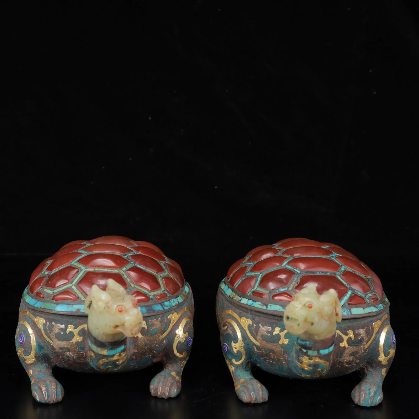 A Pair of Archaic Bronze Inlaid Gold and Silver Turtle Censers,Inlaid Gems