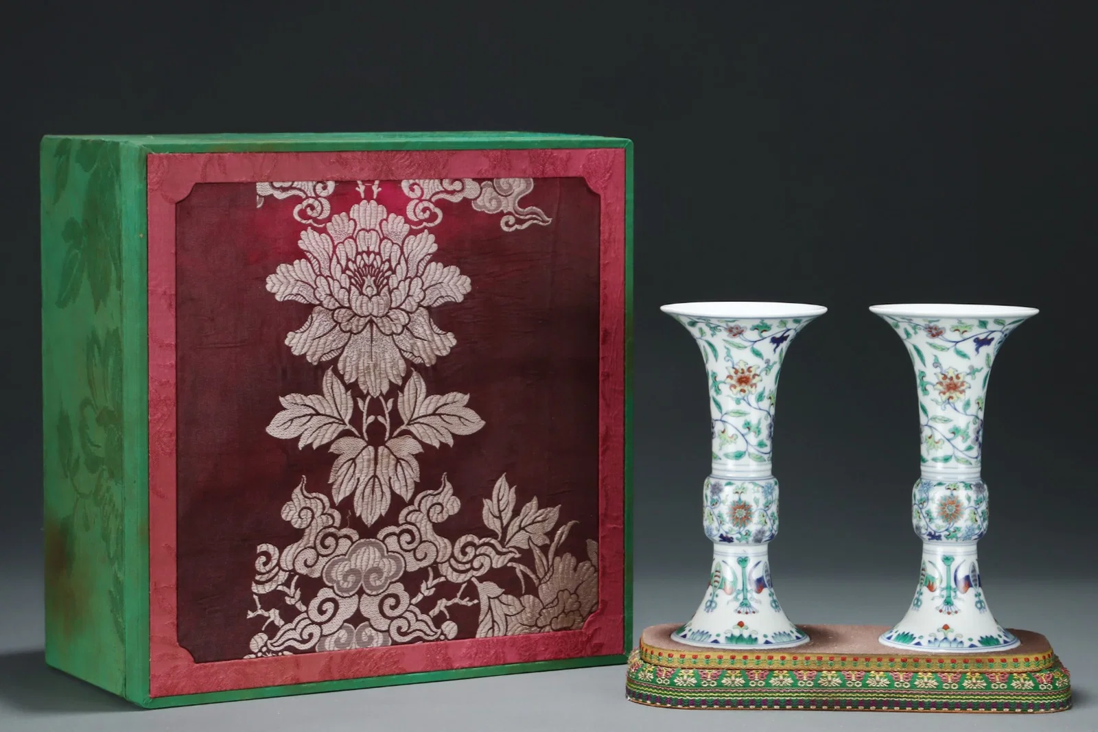 A Pair of Exquisite Blue and White Doucai Lotus Pattern Vases