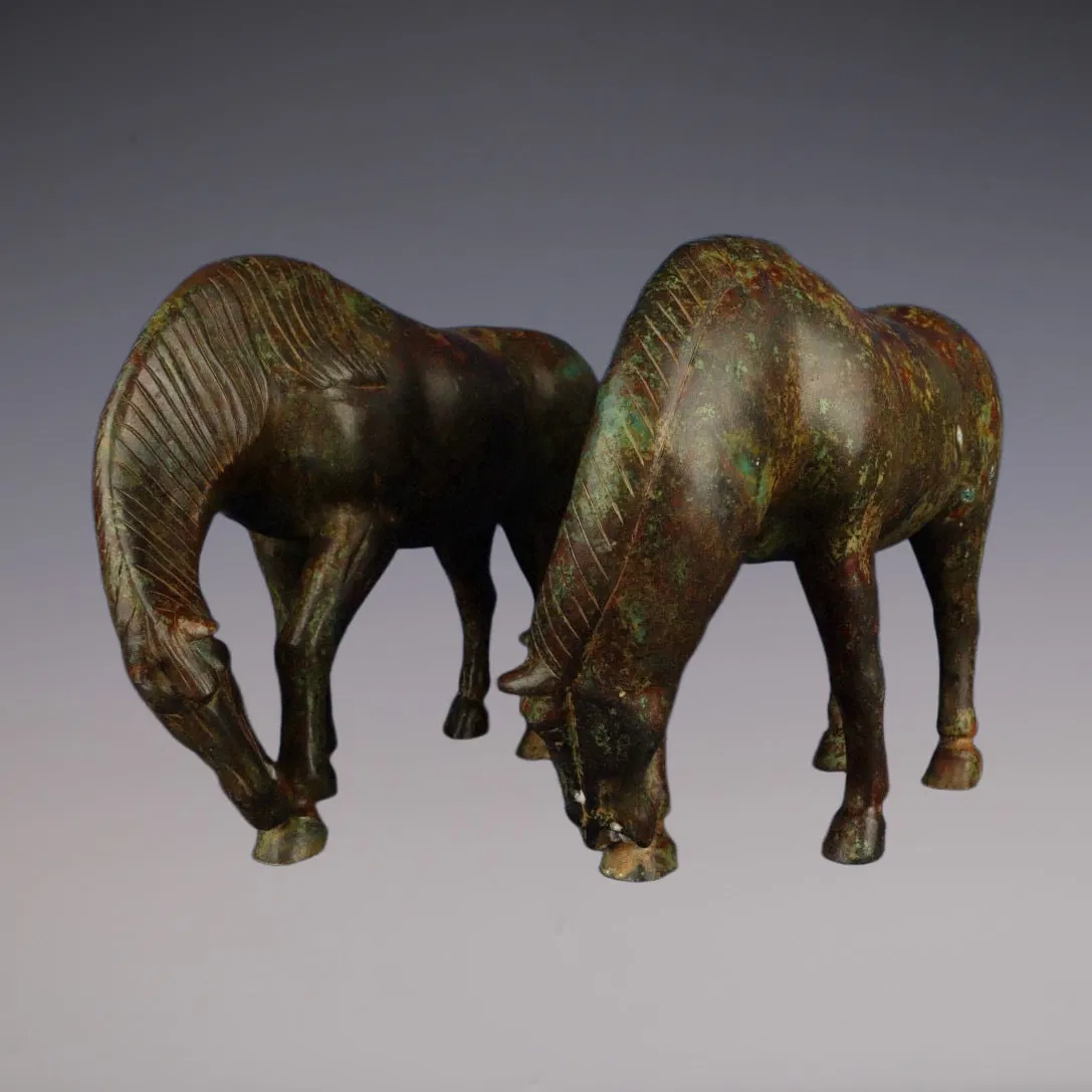 A Pair of Exquisite Bronze Horse Ornament