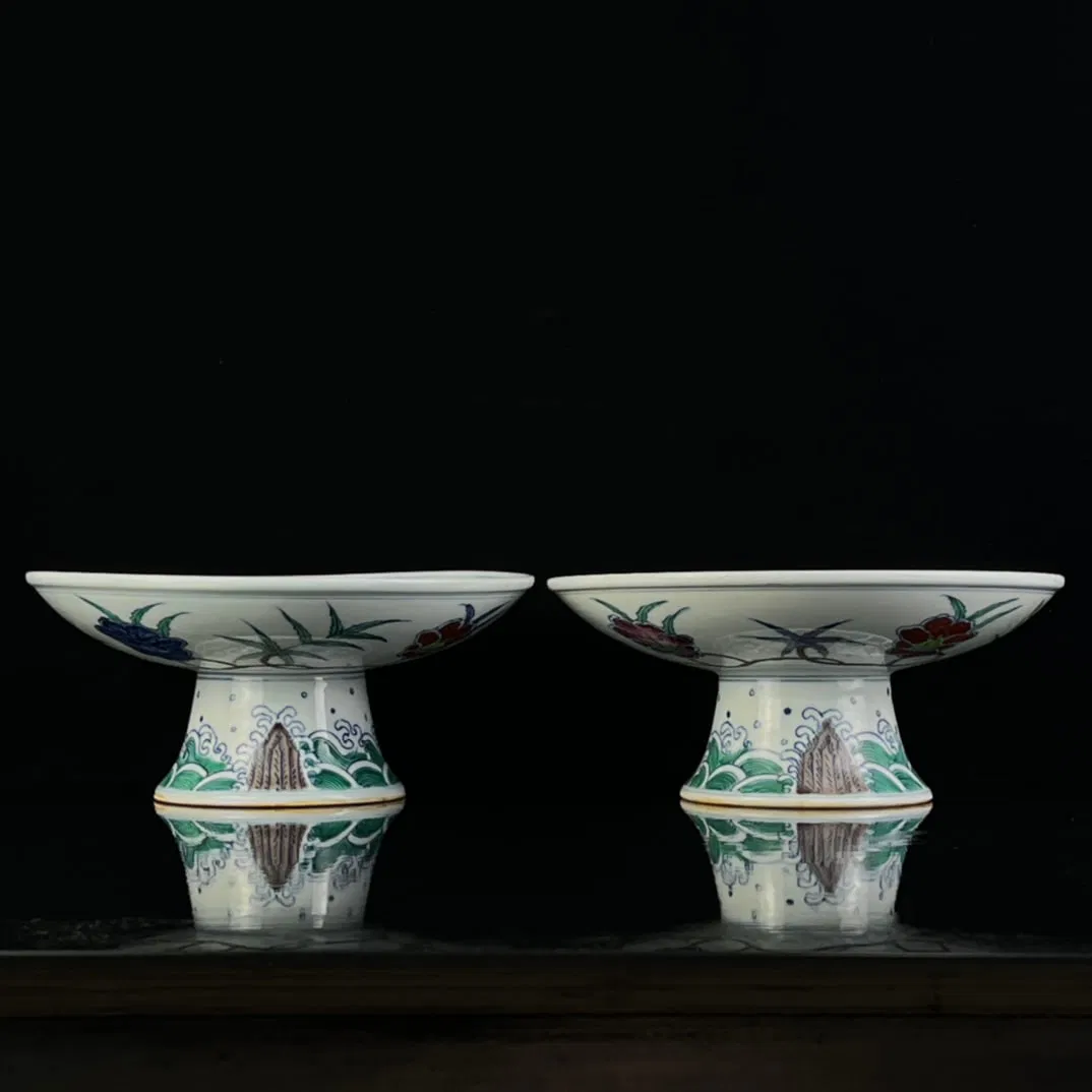 A Pair of Exquisite Doucai Flower Pattern Stem Plates