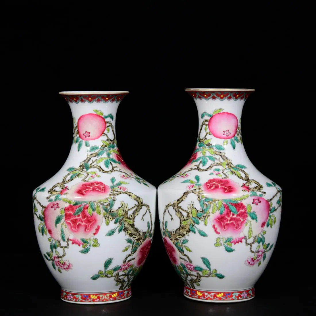 A Pair of Exquisite Enamel Pomegranate Pattern Vases,With Poem