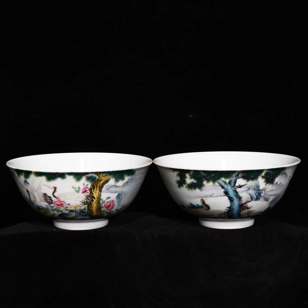 A Pair of Exquisite Famille-Rose Pine and Crane Pattern Bowls,With Poem