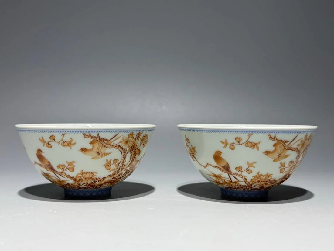 A Pair of Exquisite Ink Color Flower and Bird Pattern Cups,with poem