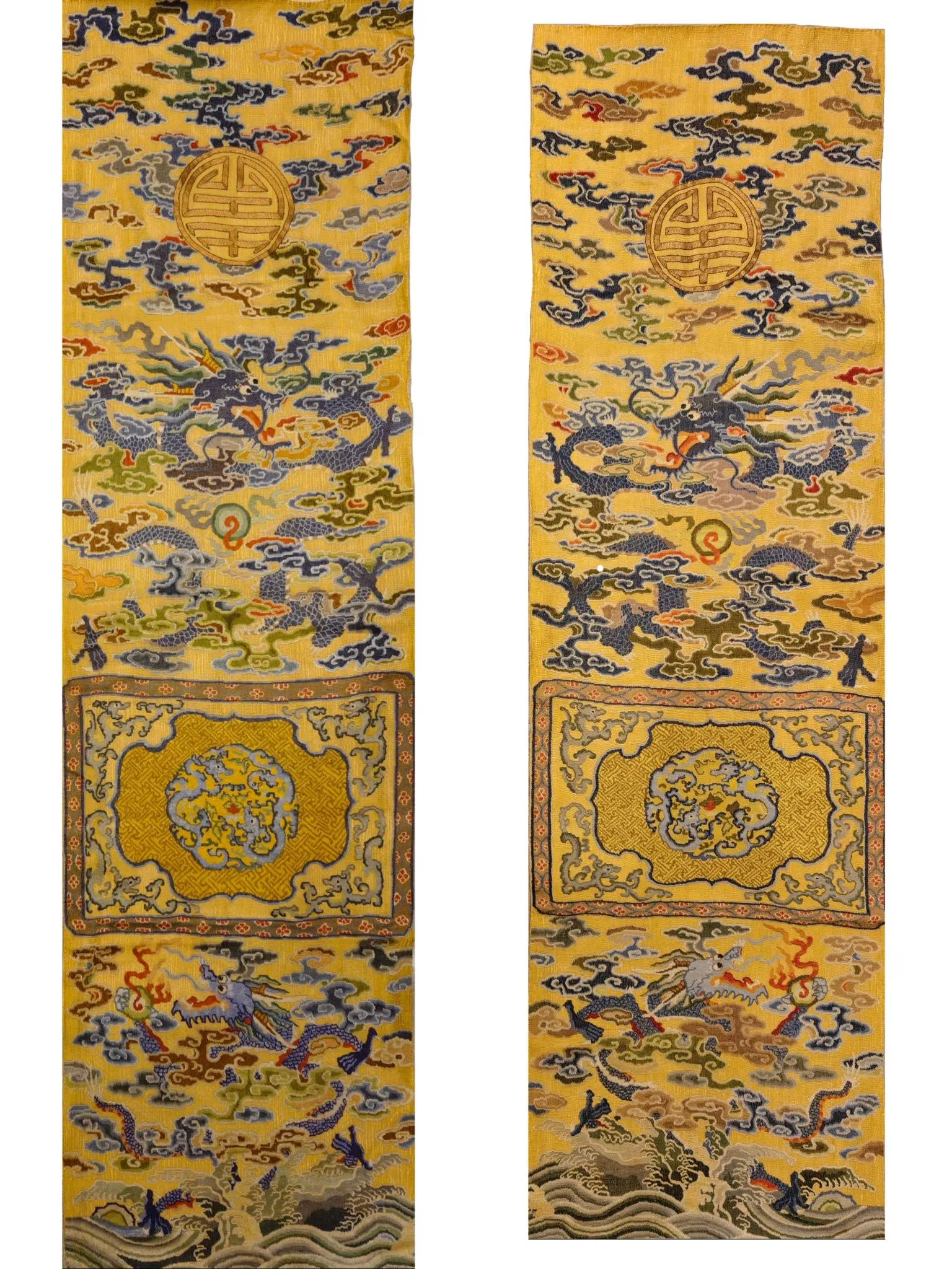 A pair of exquisite Nasha embroidered auspicious clouds and dragon patterns