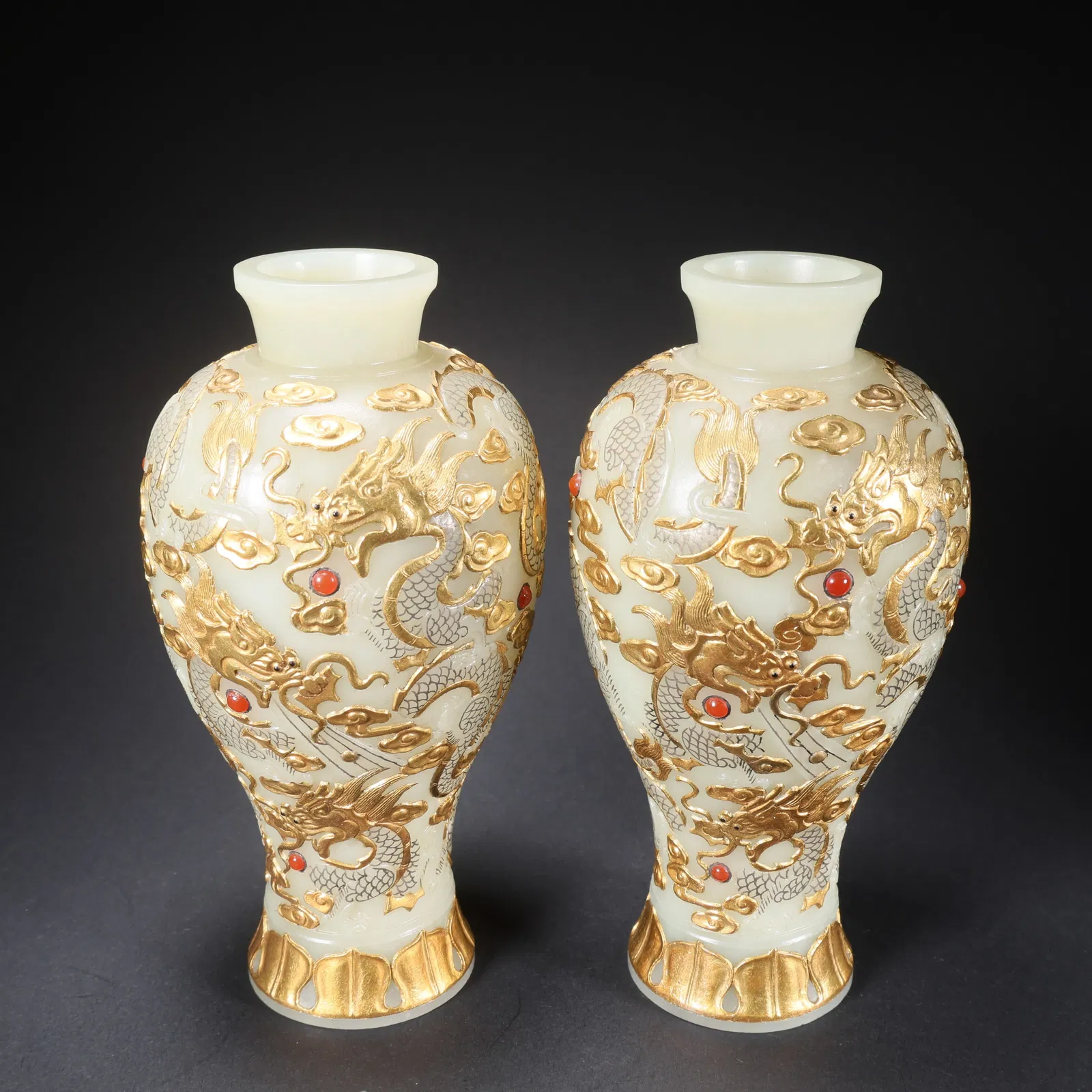 A PAIR OF HETIAN JADE PLUM VASES WITH DRAGON PATTERN INLAID WITH GOLD, GEMSTONES