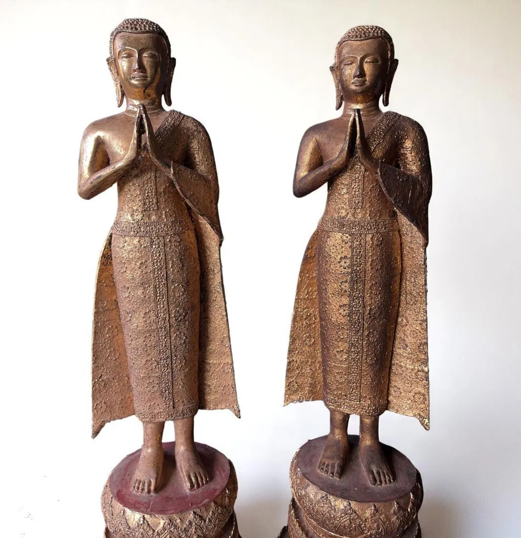A pair of important Buddhist temple worshippers. Thailand. Rattanakosin Kingdom. 19th century.