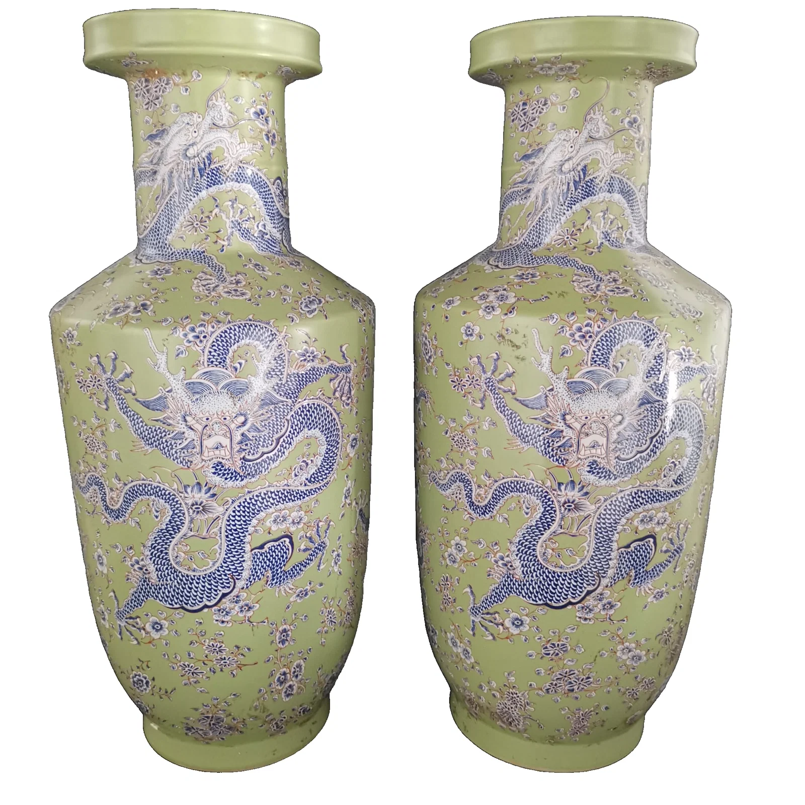 A pair of Kangxi-marked dragon-patterned mallet vases