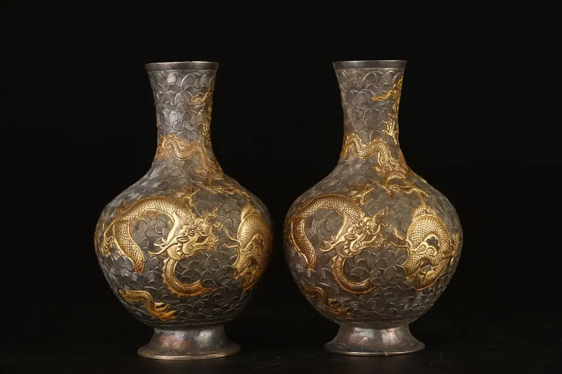 A pair of Silver Gilt Dragon Pattern Vase
