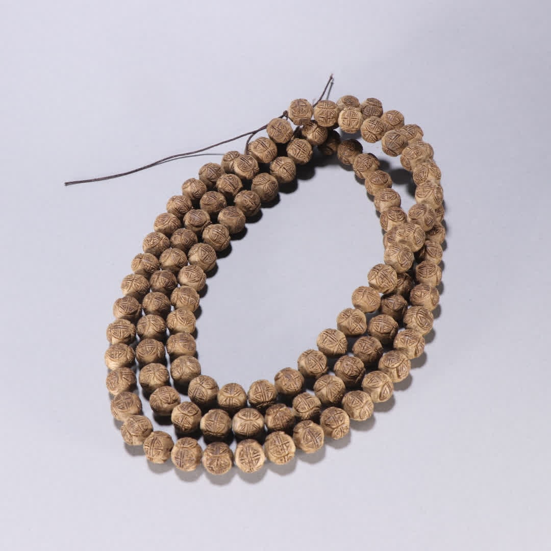 A piece of agarwood tuanshou pattern 108 Buddha beads