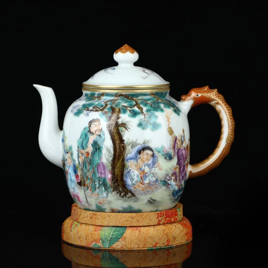 A piece of imperial kiln carving pastel from the Qing Dynasty