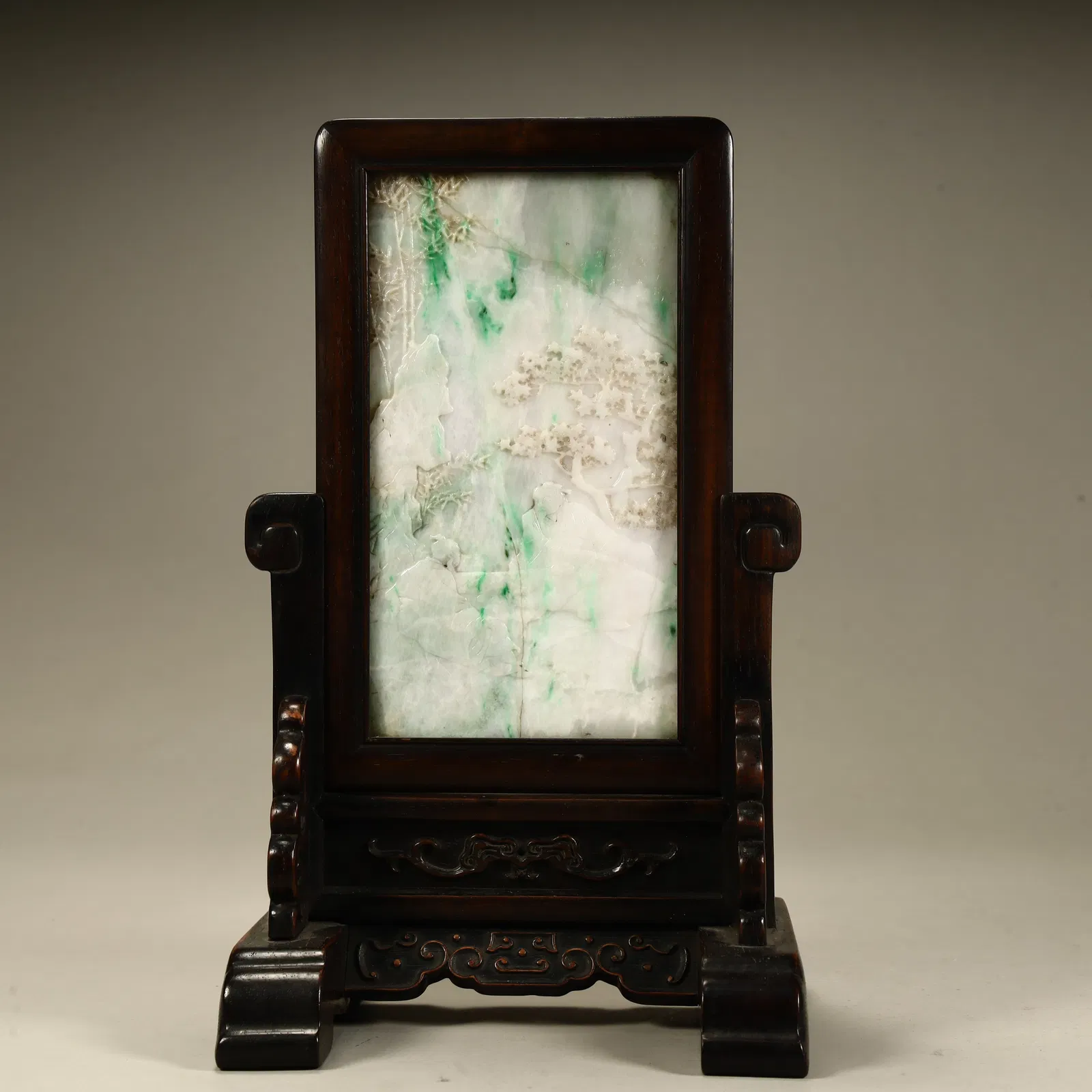 A piece of Qing Dynasty fine jade insert