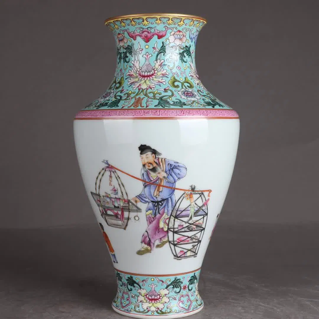 A Qing Qianlong pastel character picture story bottle