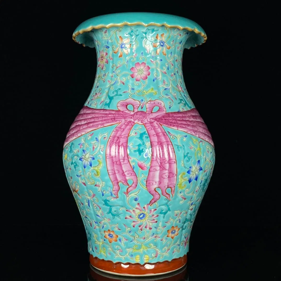 A Rare Turquoise Ground Enamel Painted Gold Flower Pattern Vase