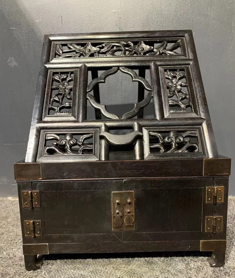 A Rare Zitanwood Flower Pattern Toilet Table