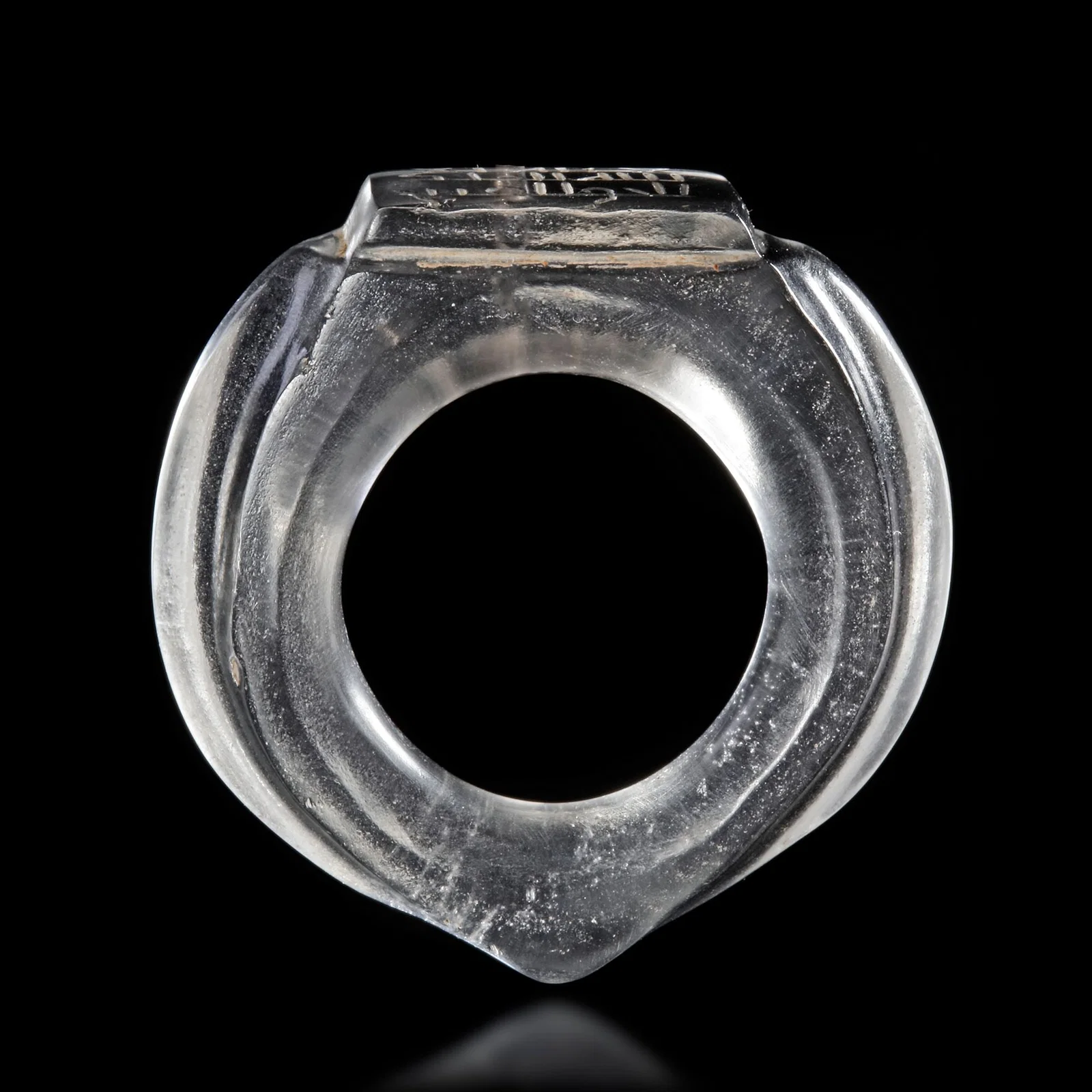 A ROCK CRYSTAL RING, 10TH-12TH CENTURY