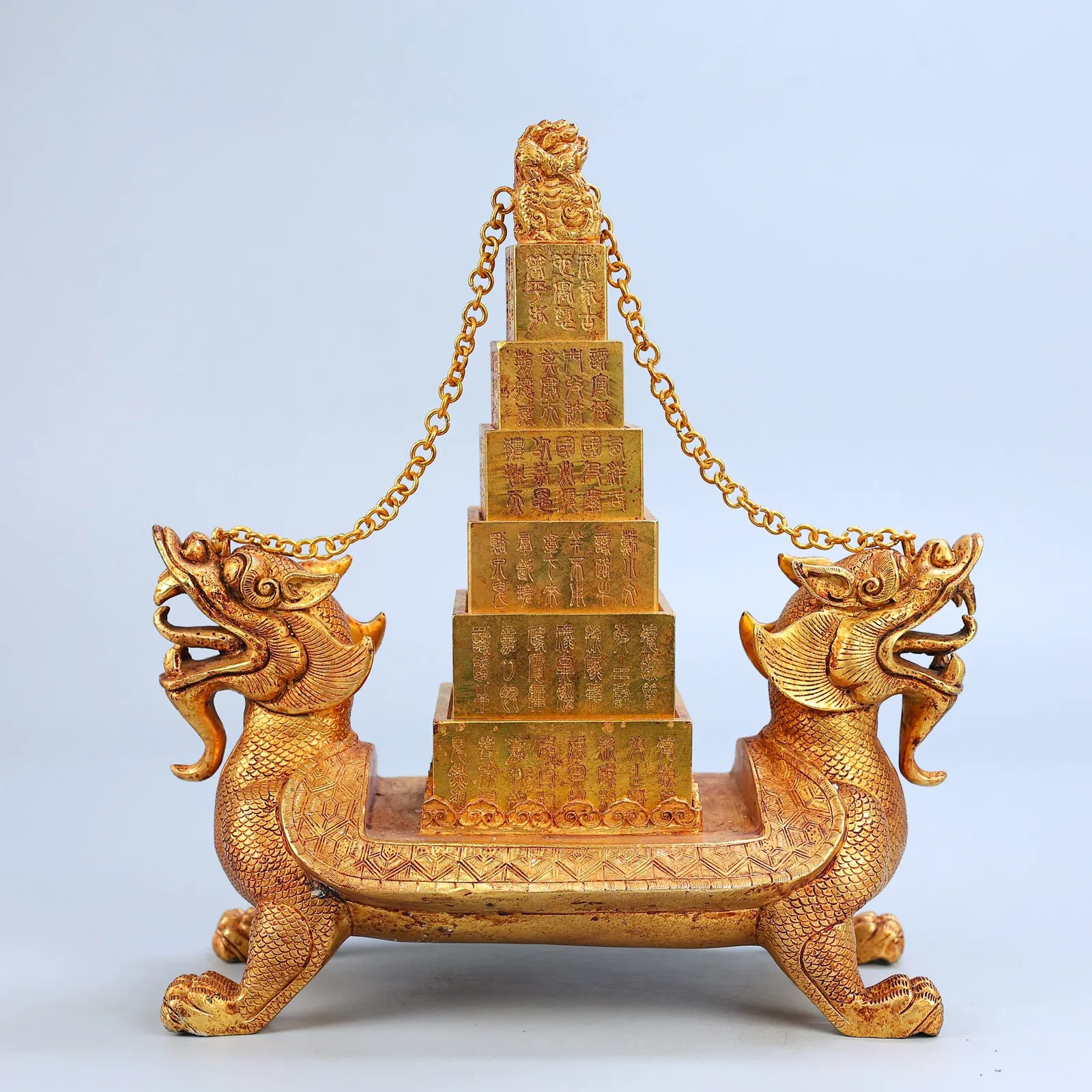 A Set of Exquisite Bronze Gilt Chiseled Dragon Seal