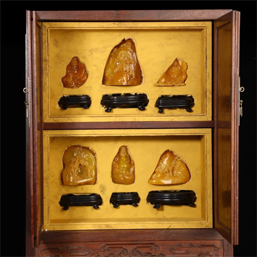 A set of exquisite Shoushan stone ornaments