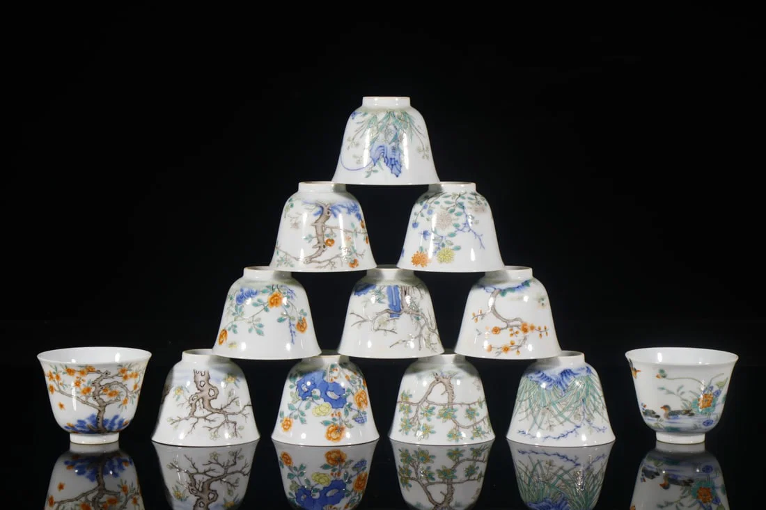 A Set of Fine Doucai Flower Pattern Cups,with poem