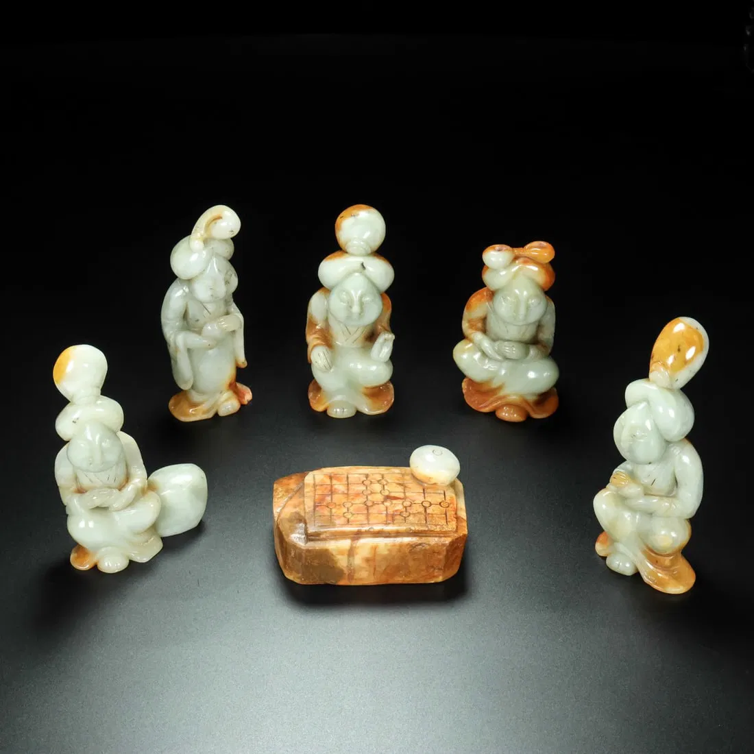 A Set of Fine White Jade Figure Ornaments