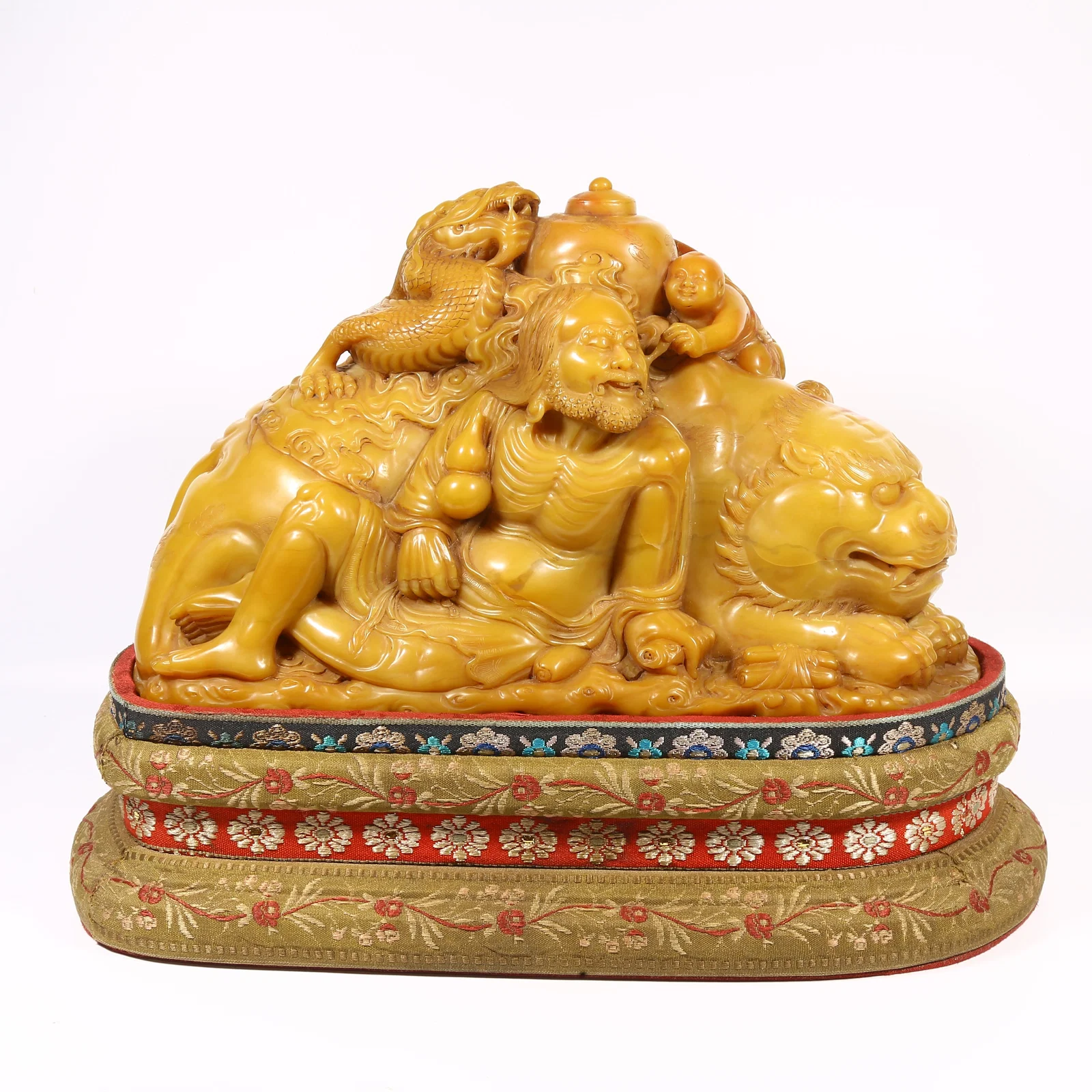 A SHOUSHAN STONE ARHAT MINIATURE MOUNTAIN
