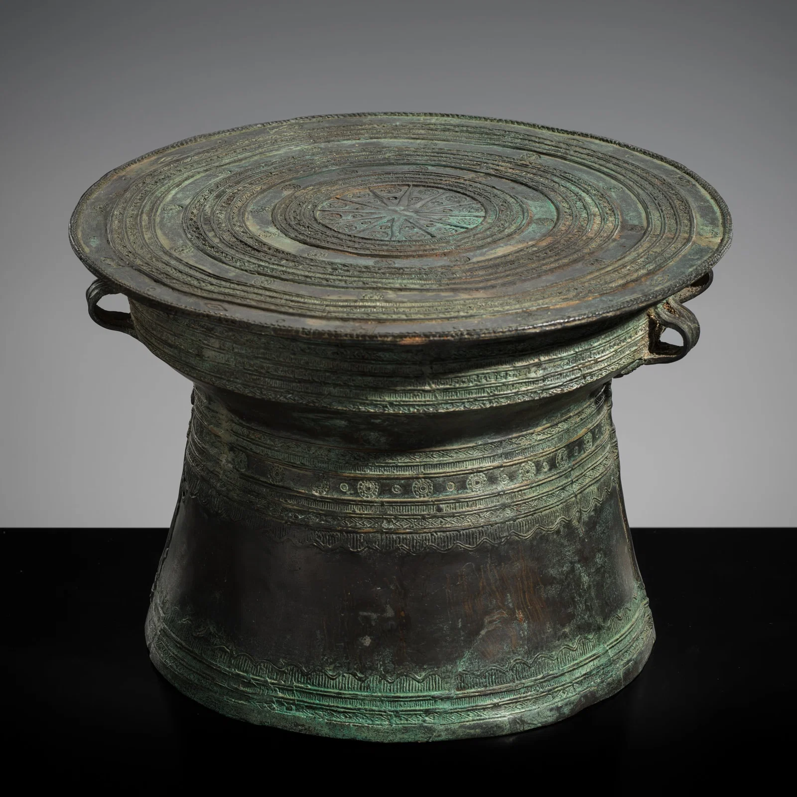 A SMALL BRONZE RAIN DRUM, KAREN PEOPLE, REGION OF MYANMAR AND THAILAND, 19TH CENTURY OR EARLIER