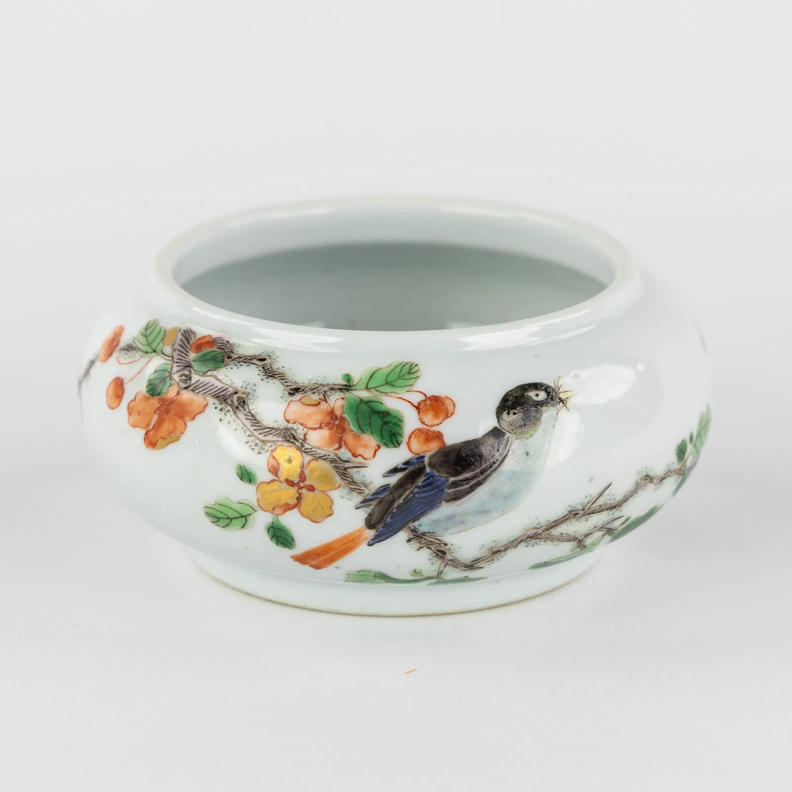 A Small Chinese Bowl or Incense burner, Famille Verte, Xuande marked.