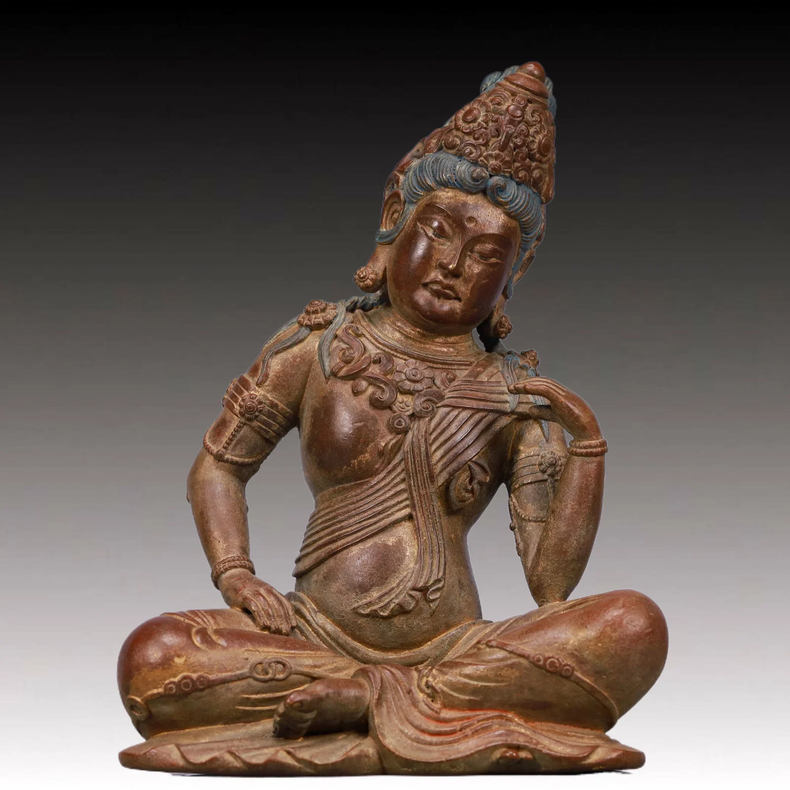 A Solemn Bronze Statue of Amitayus