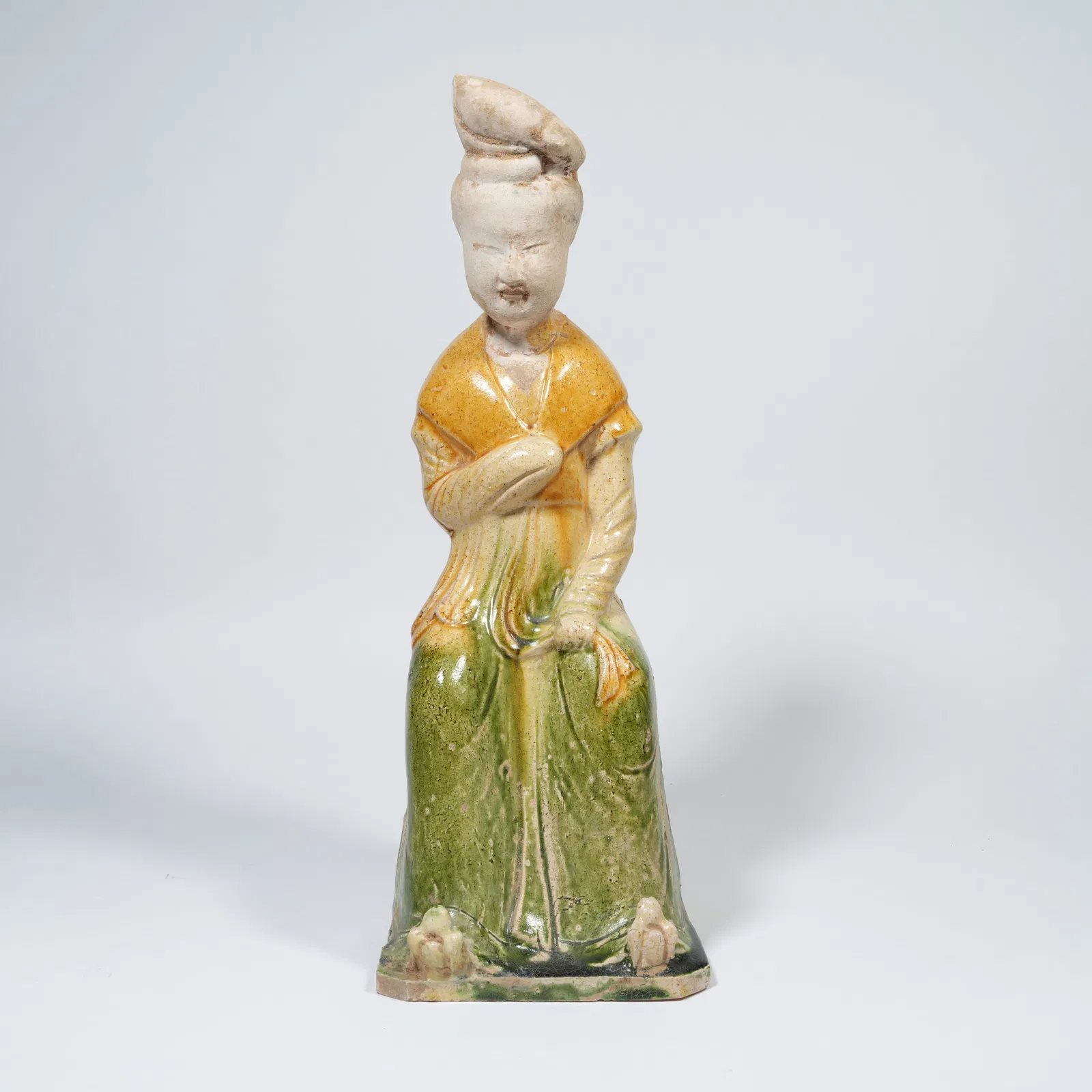 A TANG SANCAI FIGURE