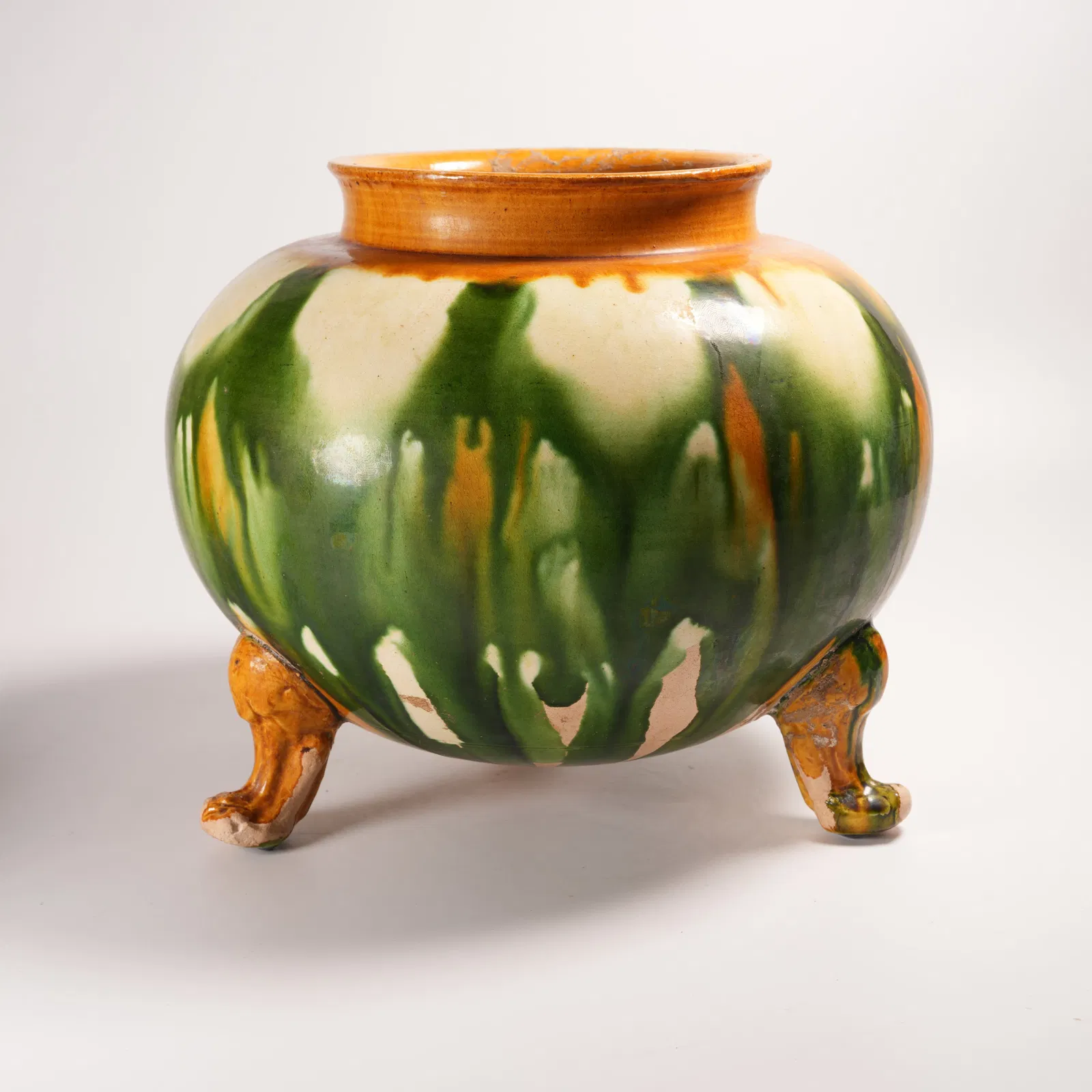 A TANG SANCAI THREE-FOOTED JAR