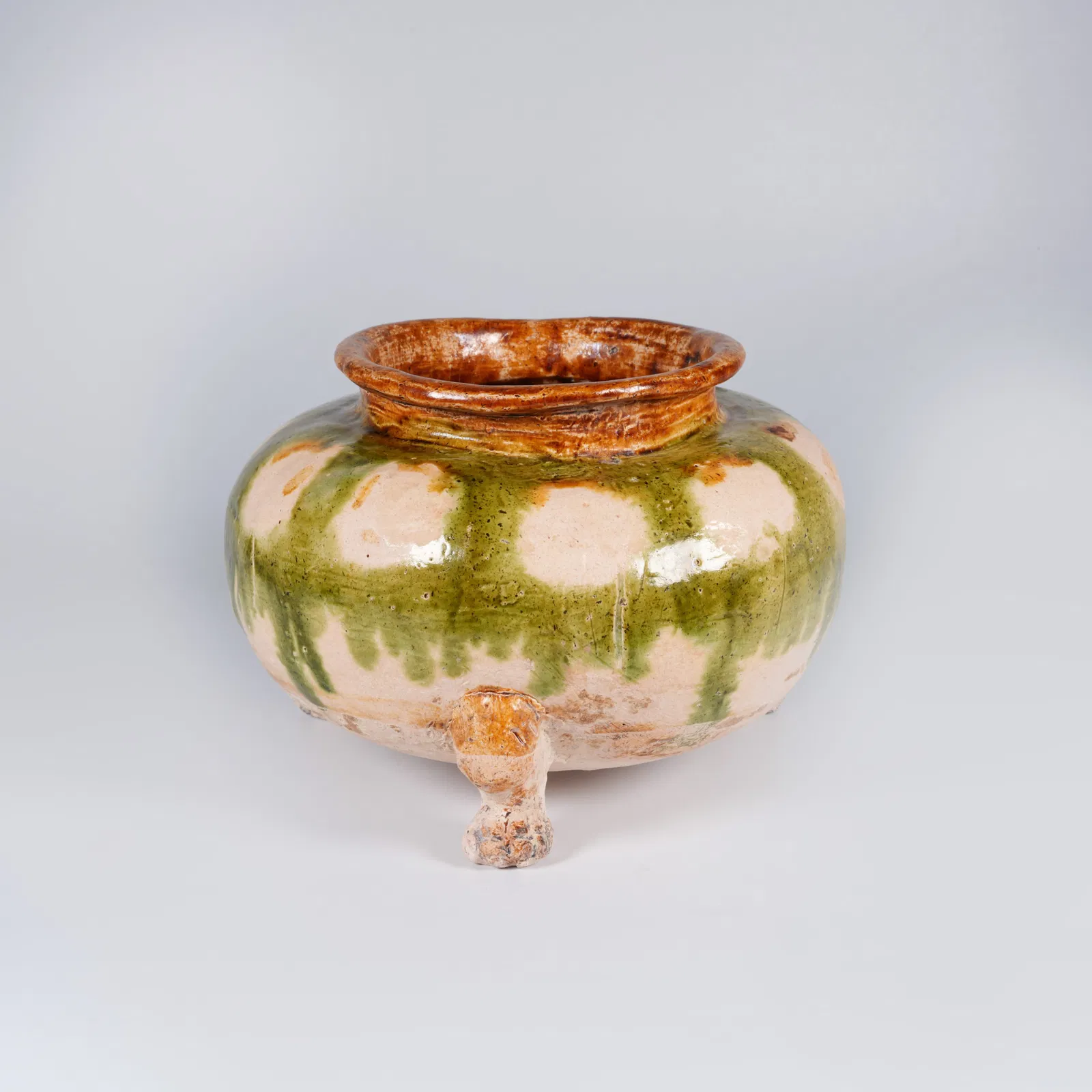 A TANG SANCAI TRIPOD INCENSE BURNER