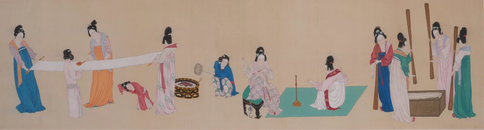 A TEXTILE BEATING SCENE PAINTING MOUNTED AS MIRROR CORE ON SILK BY LIU LINGCANG.劉淩