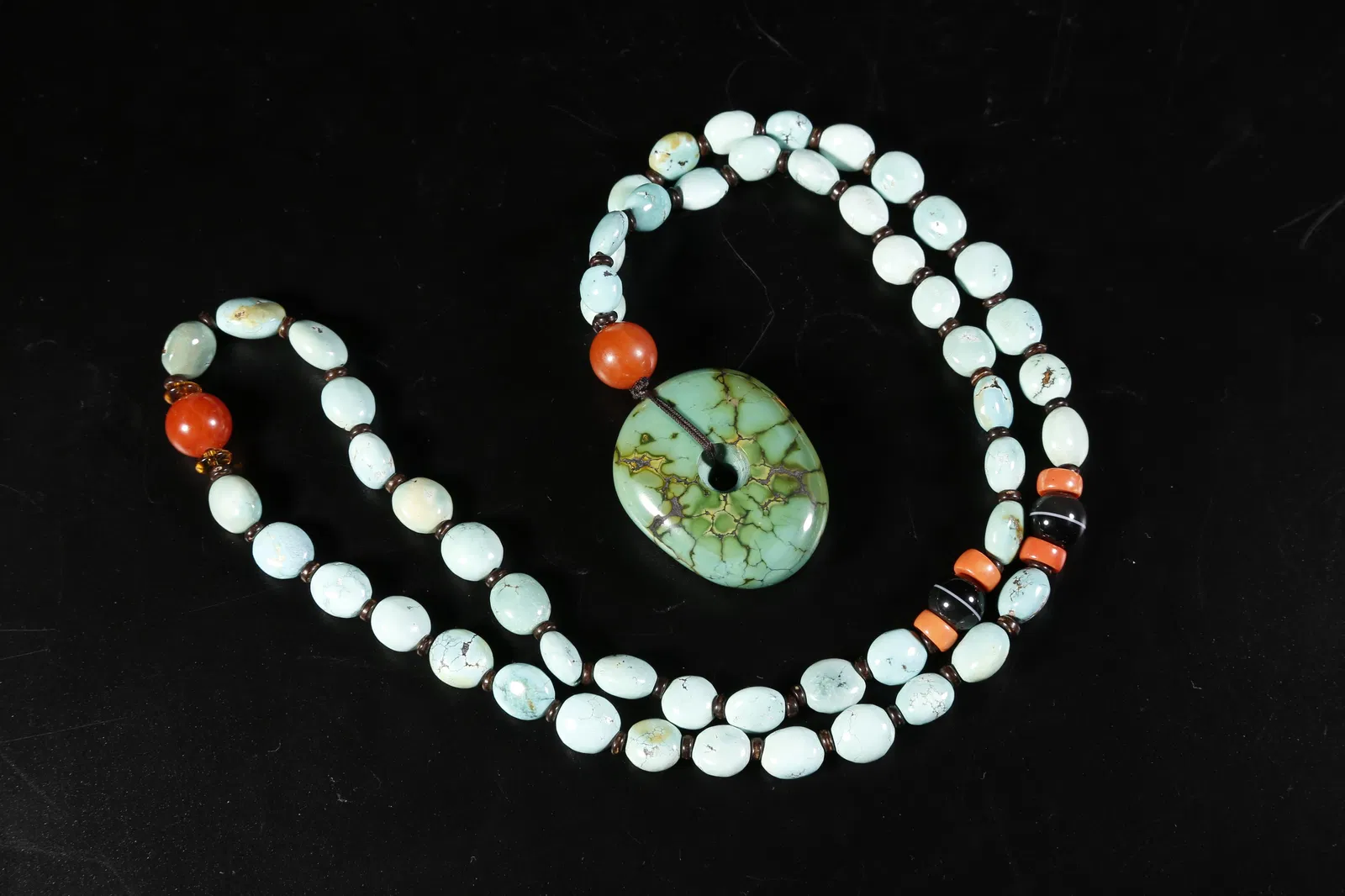 A TURQUOISE PENDANT