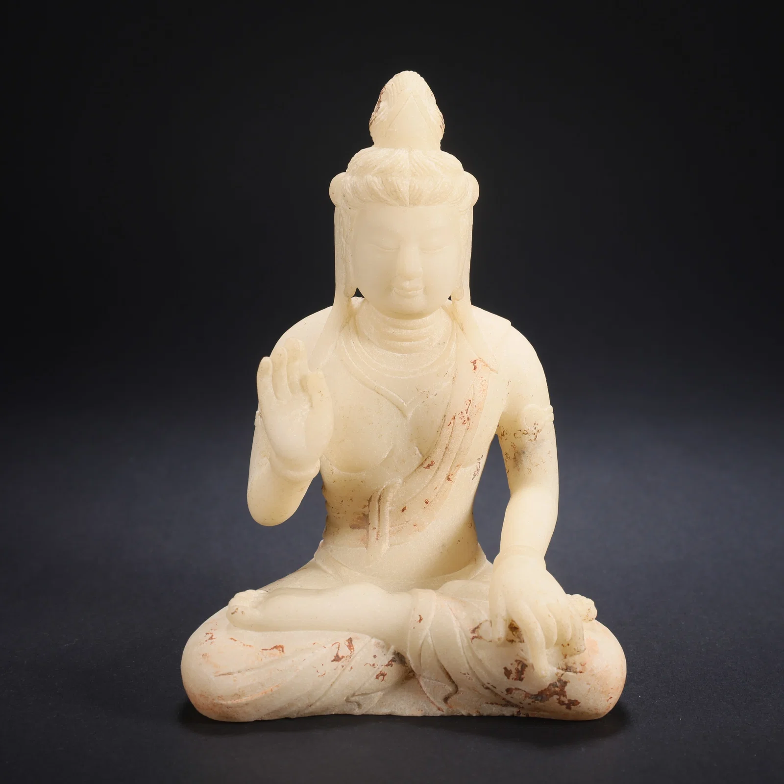 A WHITE MARBLE BODHISATTVA STATUE