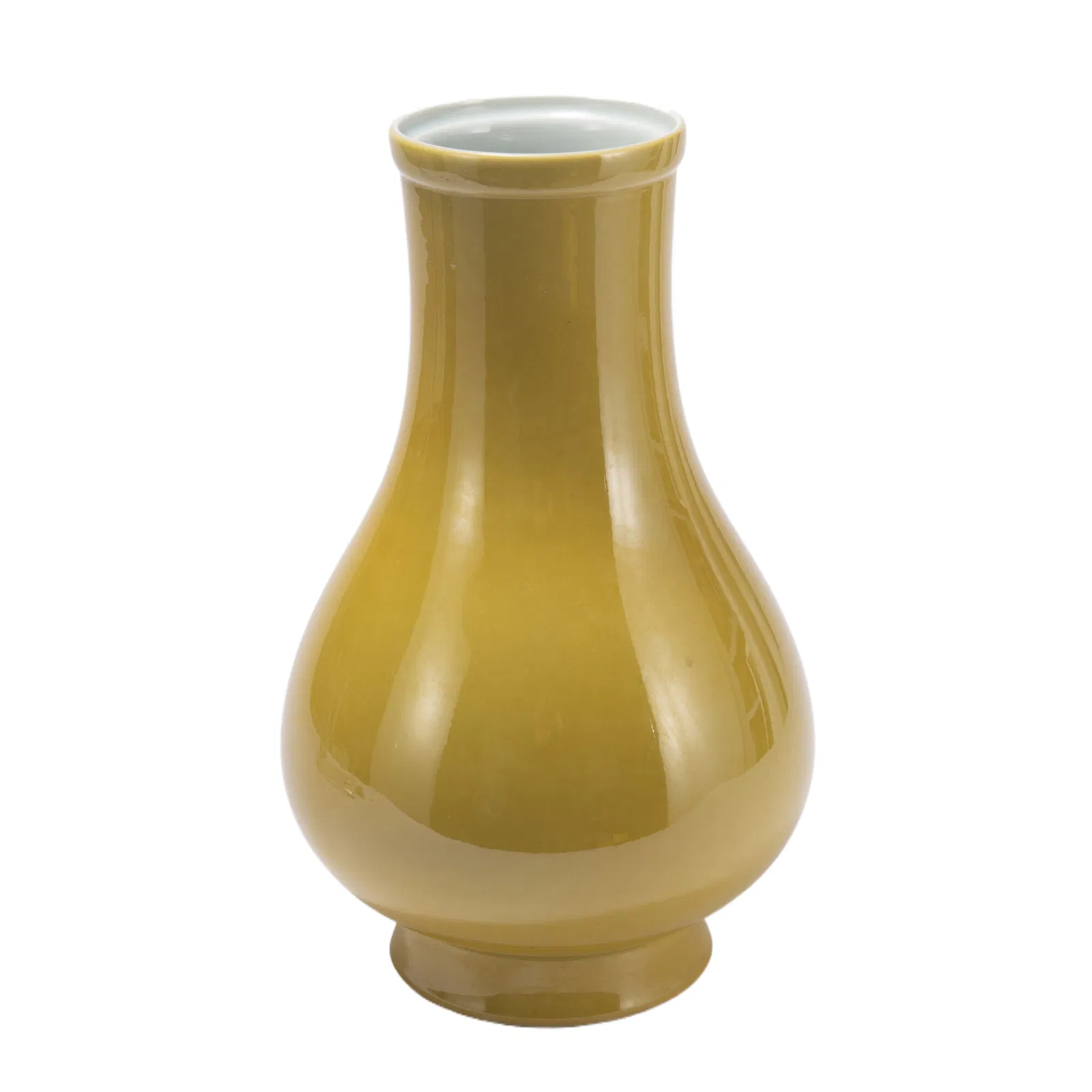 A YELLOW GLAZE PORCELAIN VASE