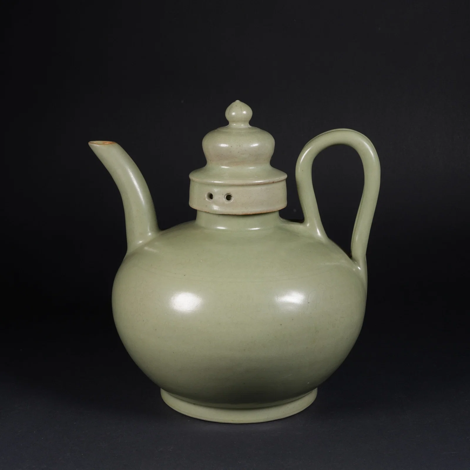 A YUE WARE EWER