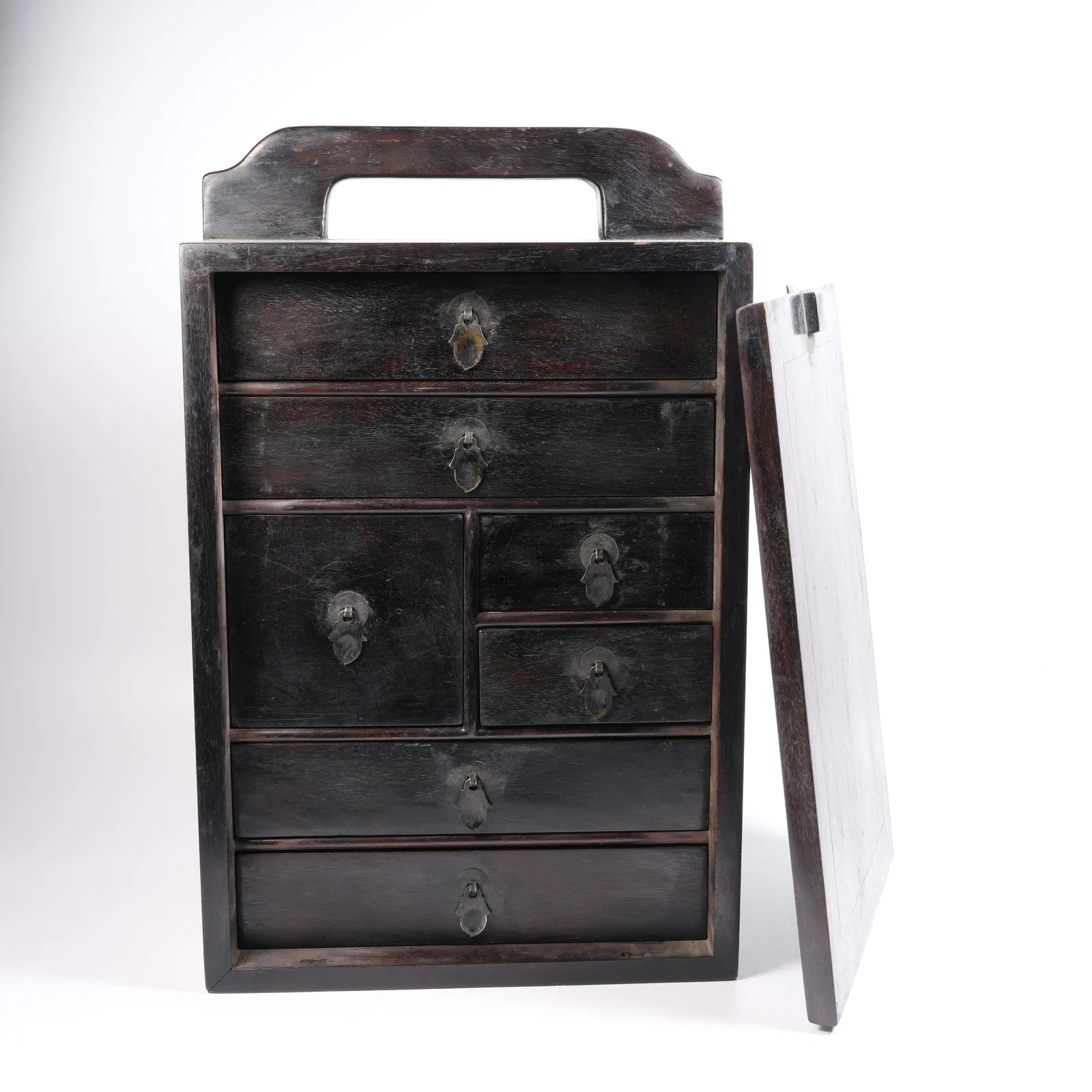 A ZITAN CARRYING-HANDLE BOX