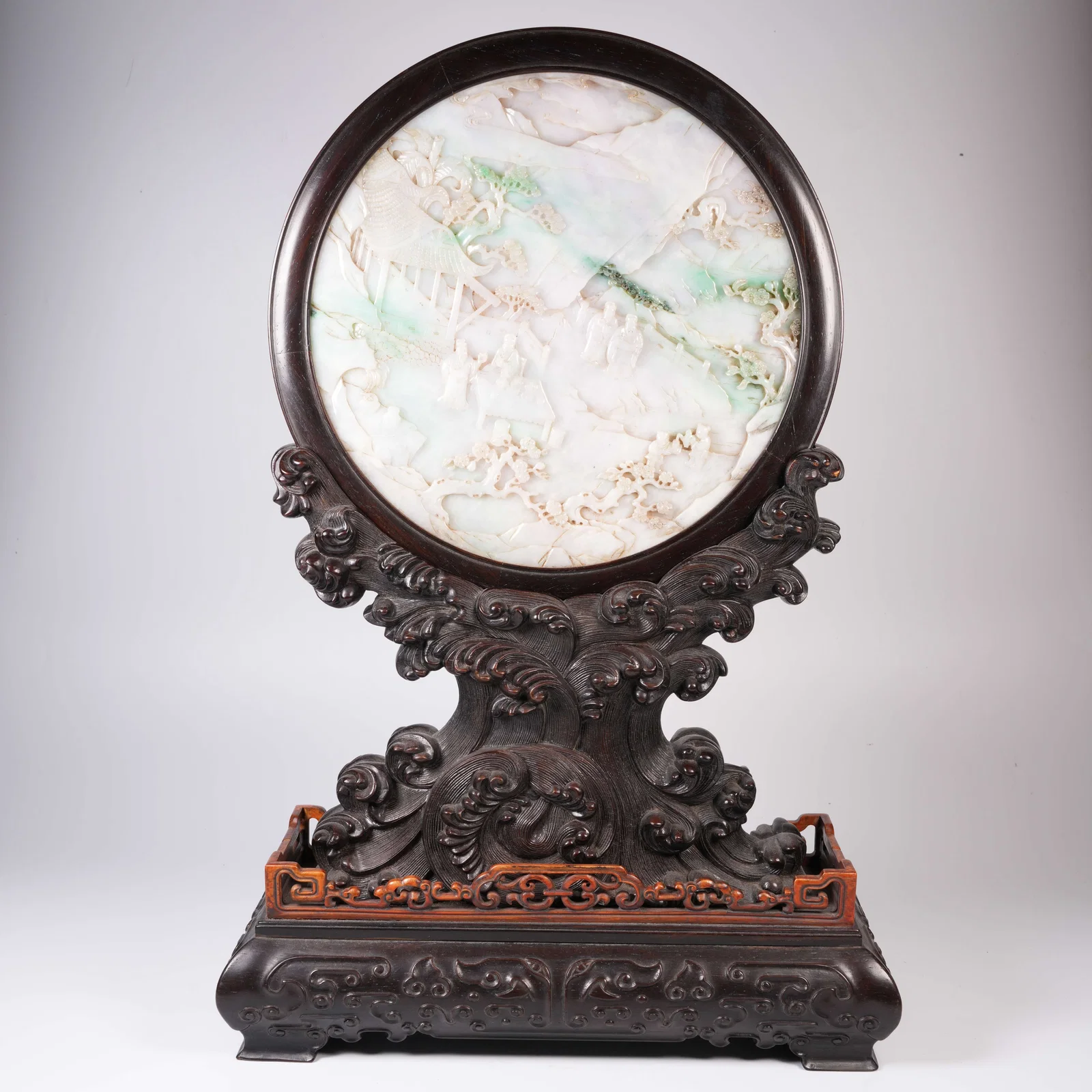 A ZITAN SCREEN INLAID WITH JADE DEPICTING ELEGANT GATHERING UNDER PINE