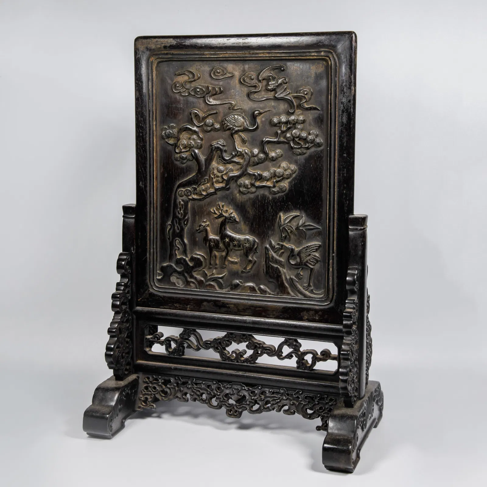 A ZITAN WOOD CARVED DEER PATTERN SCREEN