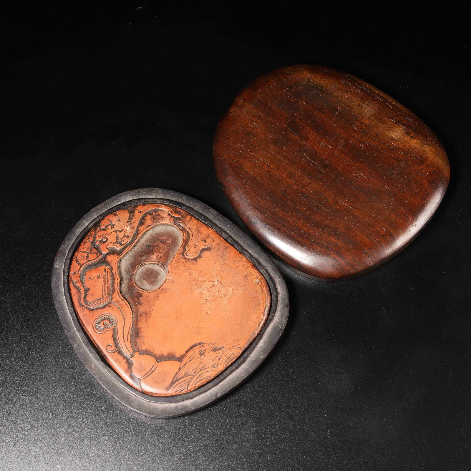 A ZITAN WOOD CHENGNI INKSTONE