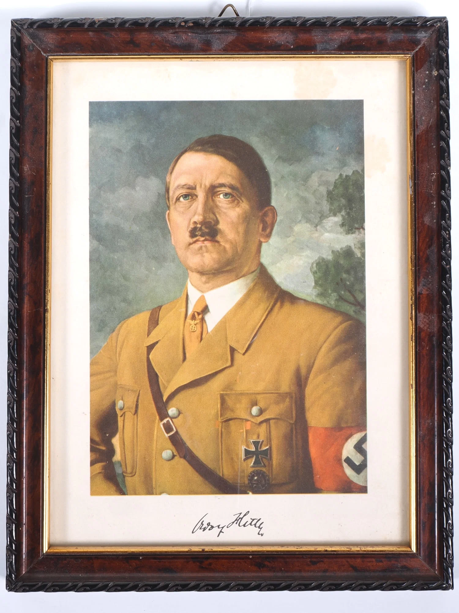 Adolf Hitler office portrait
