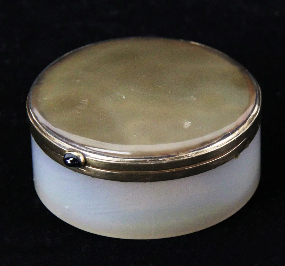 Agate Box with 14k Yellow Gold Mounts, Sapphire