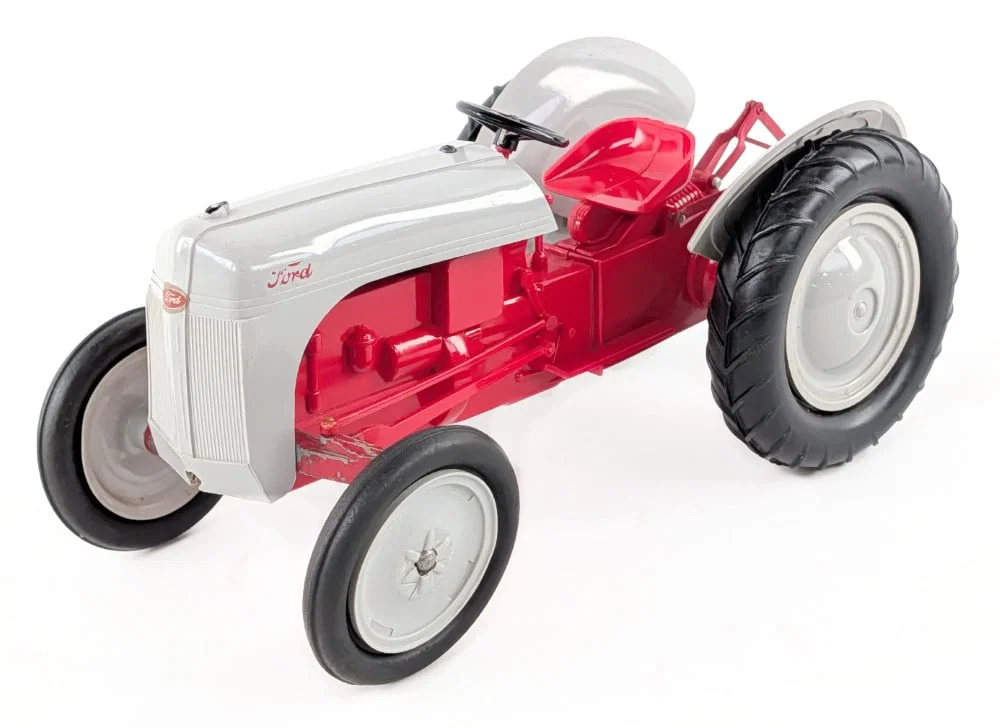 Aluminum Model Toy Co. Ford 8N Tractor