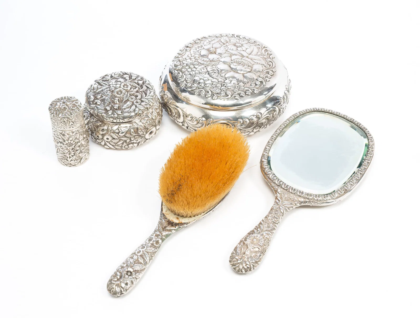 AMERICAN STERLING SILVER REPOUSSE DRESSER SET, INCL. S. KIRK & SON (BALTIMORE, MARYLAND) AND J.E.