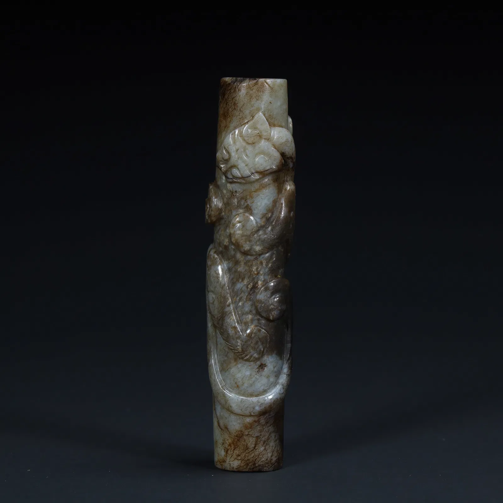 An ancient dragon pattern jade resin